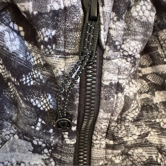 Lululemon Scuba Hoodie  Light Cotton Fleece Masked Lace Starlight Black- S 6 (n - Picture 7 of 11